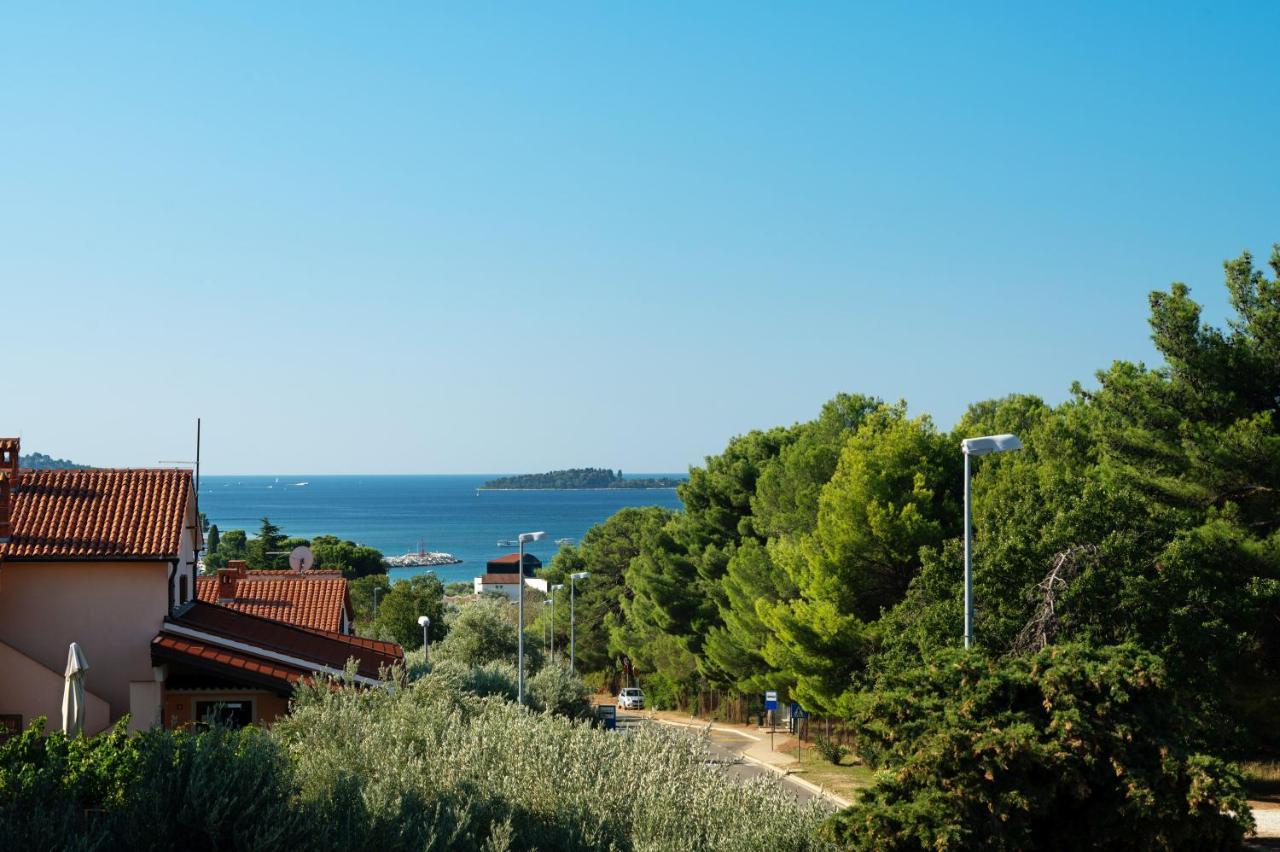 Irena With Sea View Apartment